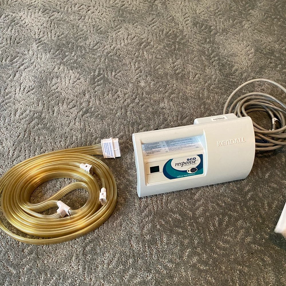 KENDALL COMPRESSION MACHINE